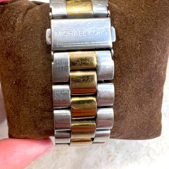 Michael Kors round chronograph 38mm watch - Picture 5 of 13